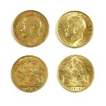 Coins, Great Britain, George V (1910 - 1936), Sovereign, 1913, together with another 1913 Sovereign