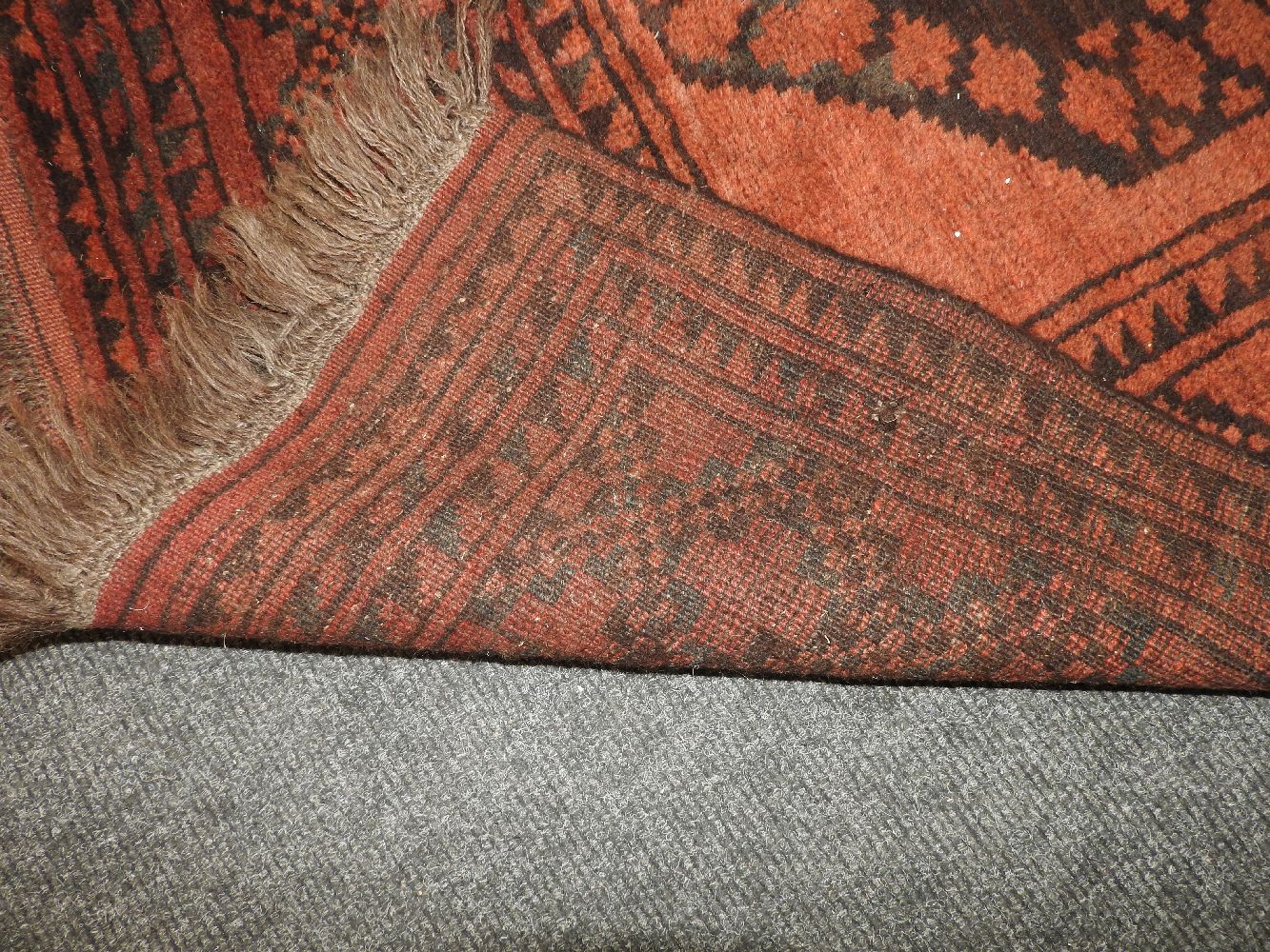 Two Eastern rugs, 200 x 160cm and 158 x 112cm (2) - Image 4 of 8