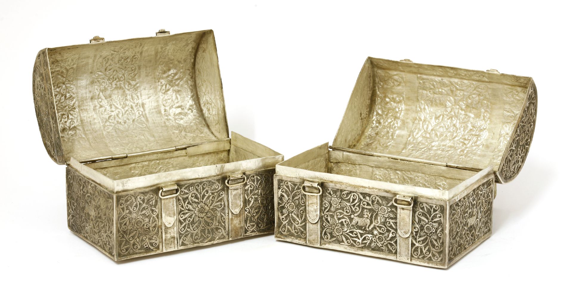 Two Thai silver caskets,c.1900, each engraved with Buddhist lions and magpies amongst scrolling - Image 2 of 2