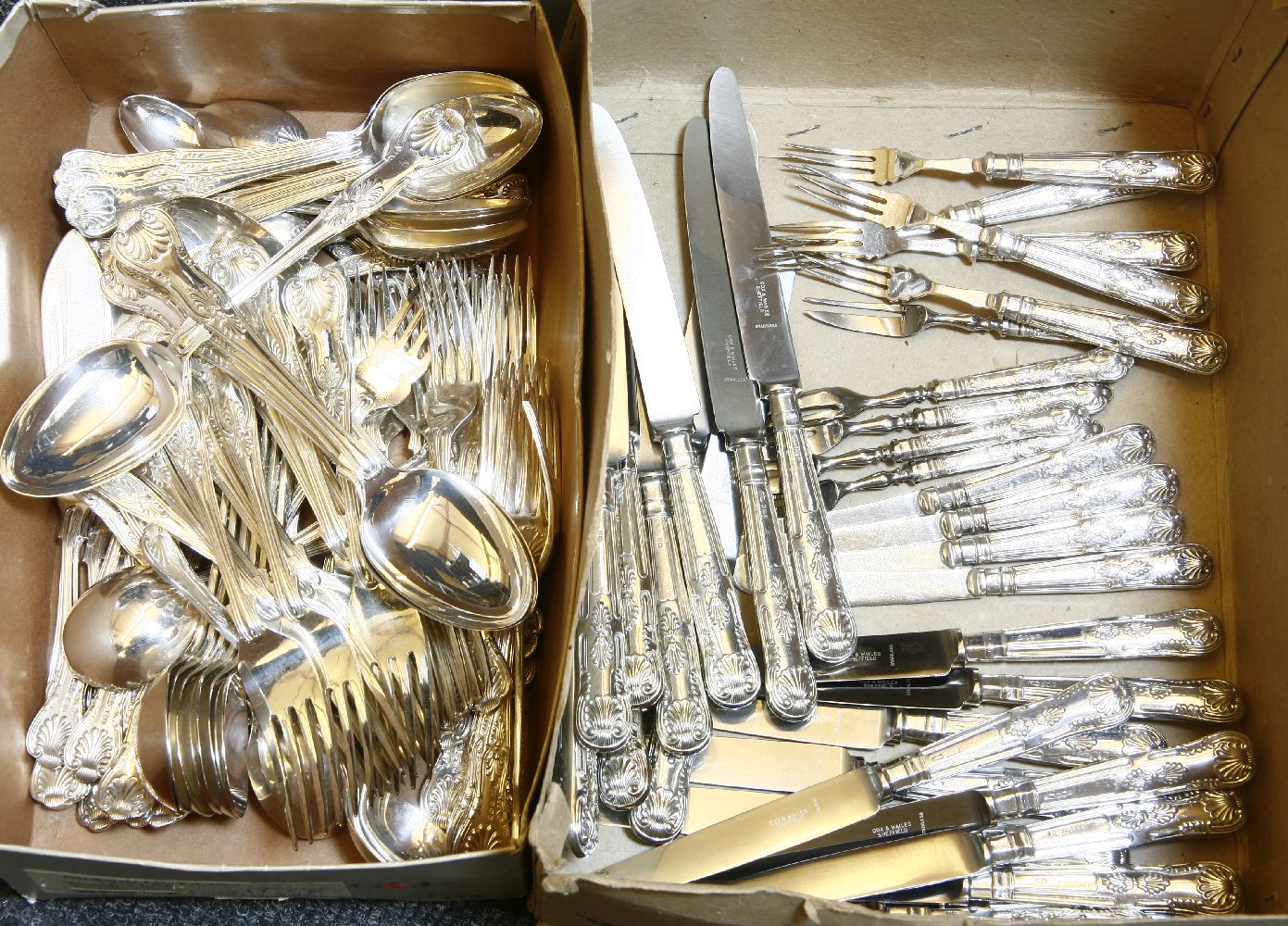 A silver canteen of Kings pattern cutlery, by Cox and Wales, Sheffield, comprising twelve table - Image 2 of 2