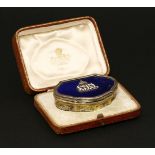 An unusual Edwardian silver gilt lapiz and enamel snuff box,in the mid-18th century style,James S