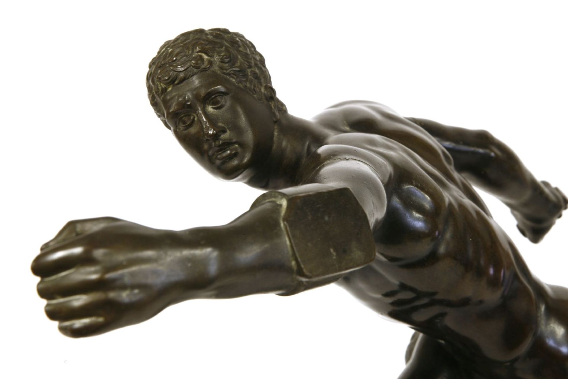 A bronze figure of an athlete, 19th century, after The Borghese Gladiator, 40cm high'The Borghese - Bild 4 aus 4