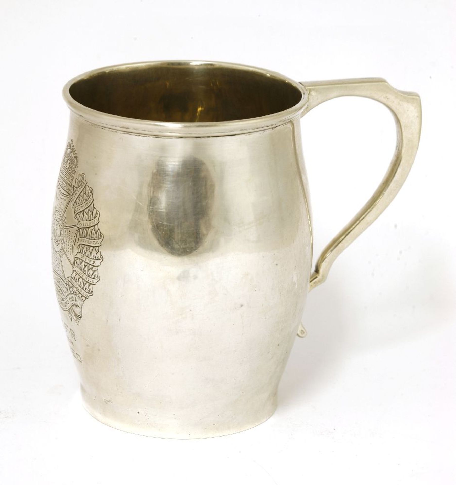 A silver tankard, by Collingwood and Co., London 1924,engraved with the Rifle Brigade badge and 'T. - Image 3 of 3