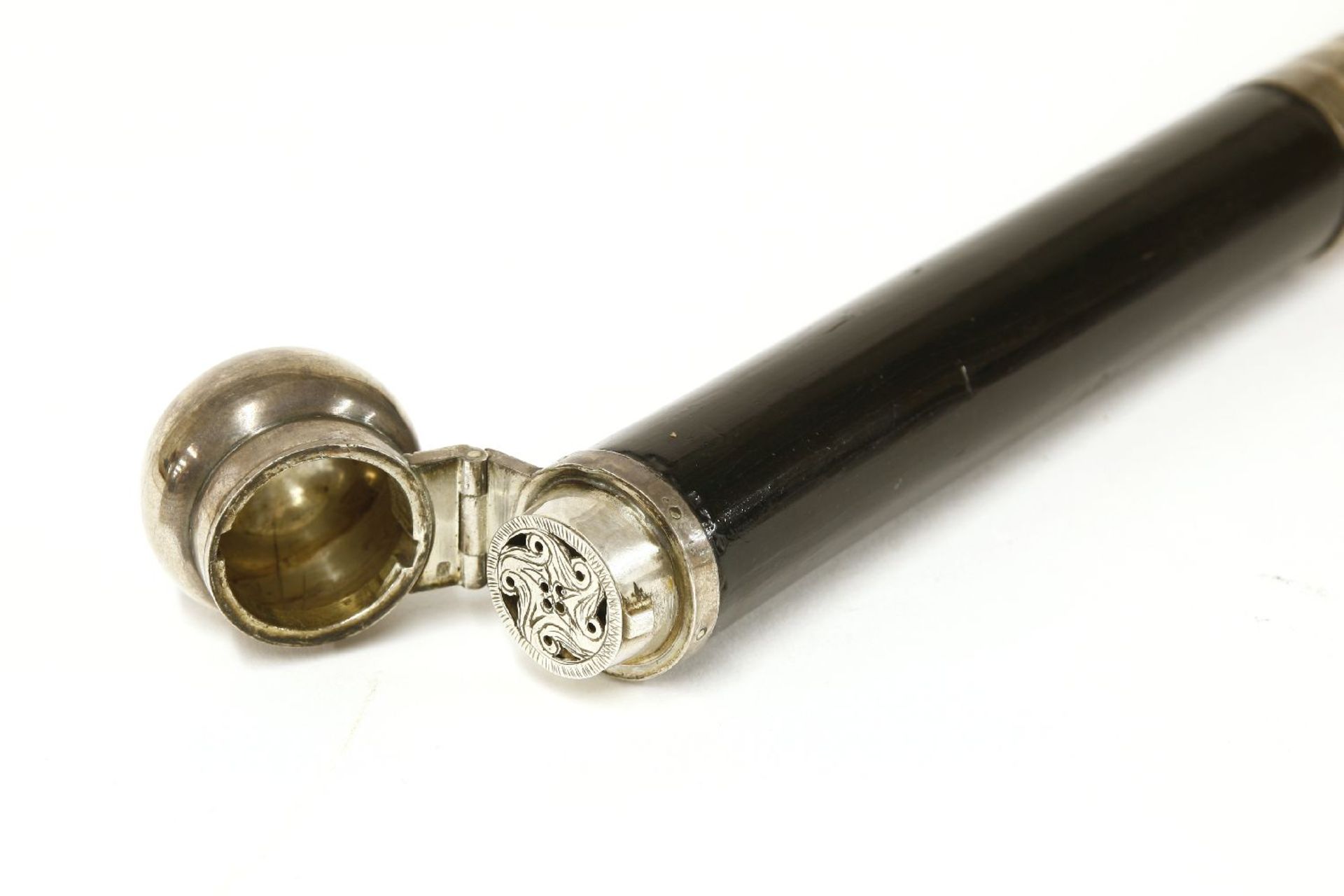A pomander cane,having an hinged silver cap above an engraved band with a vacant cartouche, the - Image 2 of 3
