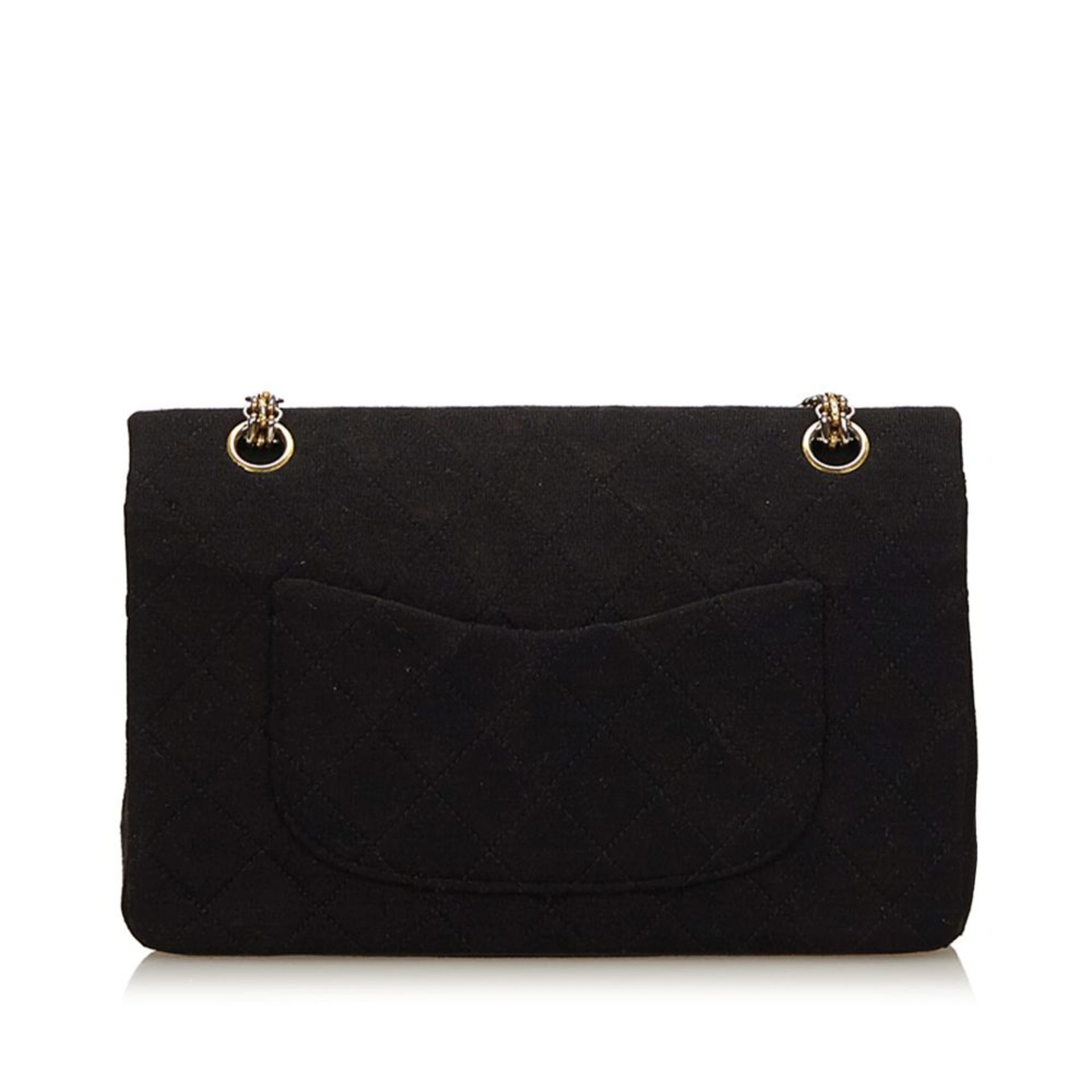 A Chanel classic medium cotton double flap shoulder bag,featuring a quilted cotton body with chain - Bild 3 aus 5