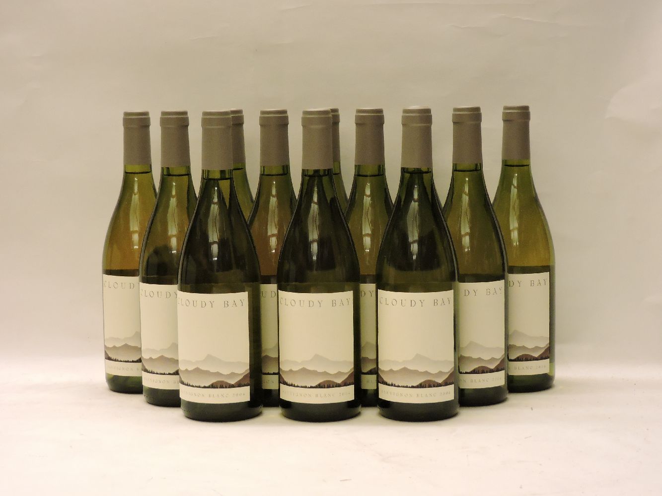 Cloudy Bay, Sauvignon Blanc, 2004, twelve bottles (boxed)