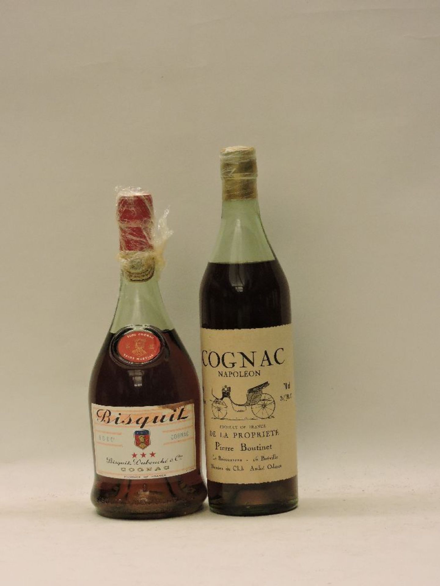 Assorted Cognac to include: Biscuit Dubouche Three Star Fine Cognac (by apt. Late George VI), one