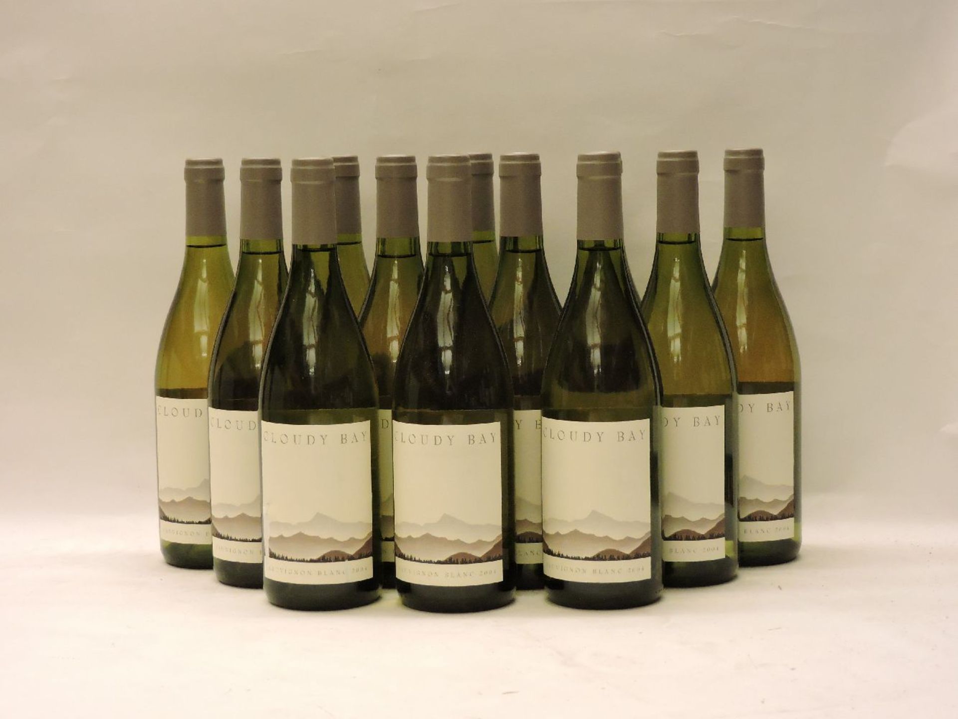 Cloudy Bay, Sauvignon Blanc, 2004, twelve bottles (boxed)