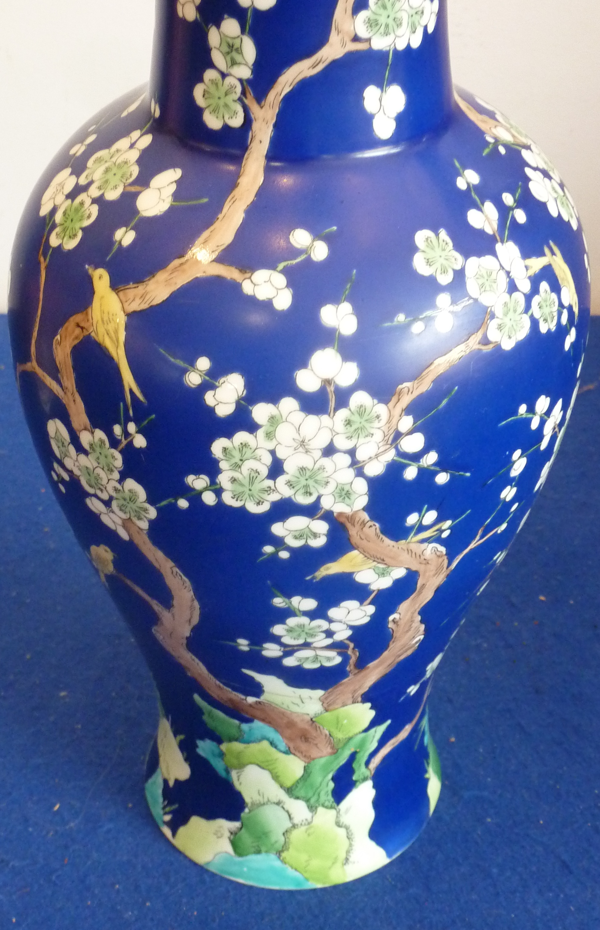 A 19th century Chinese porcelain Vase hand-decorated in underglaze blue and white with flowers and - Image 4 of 7