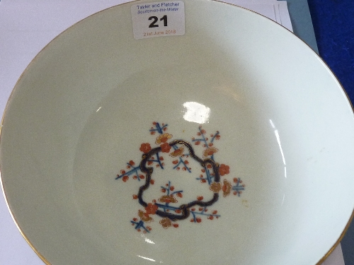 A rare 18th century Worcester porcelain bowl; very finely gilded and decorated with a Japan pattern, - Image 3 of 9