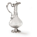 ART NOUVEAU - FRANCECarafe balustre en cristal taillé à décor de motifs végétaux, circa 1900,