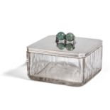 PUIFORCAT (ORFÈVRE) - FRANCECoffret carré Art déco en cristal, à décor d'une frise géométrique en