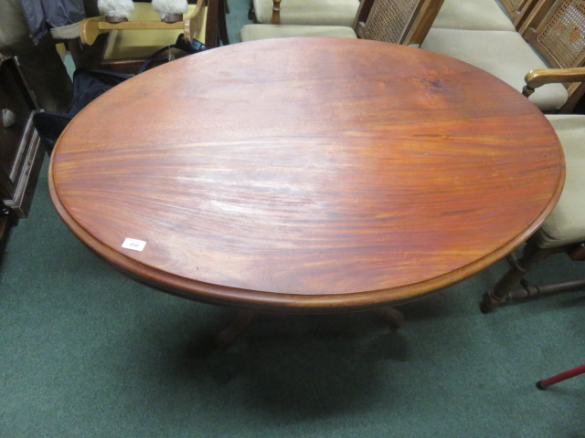 Late Victorian stripped walnut breakfast table, 72cm high x 118cm x 85cm