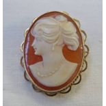 9CT GOLD MOUNTED OVAL CAMEO BROOCH