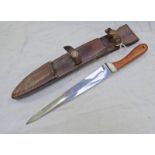 HARRY BODEN KNIFE IN LEATHER SCABBARD WITH 21.