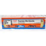 TEKNO 1:50 SCALE MODEL HGV - TNT EXPRESS WORLDWIDE SPECIAL SERVICES