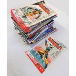 APPROX 100 COMICS INCLUDING TITLES SUCH AS SAVAGE WOLVERINE, UNCANNY X-MEN,