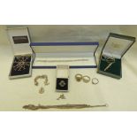 MOTHER OF PEARL AND 925 SILVER BRACELET BY PAUL KENNEDY, PENDANT NECKLACE MARKED 925,