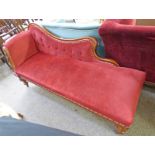 19TH CENTURY MAHOGANY FRAMED CHAISE LONGUE WITH SHAPED BACK AND TURNED SUPPORTS 182 CM LONG