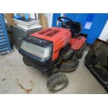 RED LAWNFLITE RIDE ON MOWER (SOLD AS FOUND)