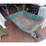 CHILLINGTON METAL WHEEL BARROW