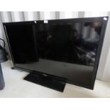 TOSHIBA 46" LCD TV