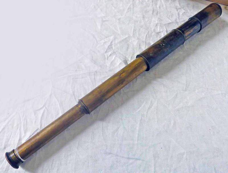 BRASS 19TH CENTURY TELESCOPE INSCRIBED FOR BRYSON 60 PRINCES STREET,