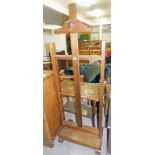 20TH CENTURY MAHOGANY ARTISTS EASEL