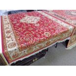 RED GROUND KESHAN CARPET 230 X 160 CM