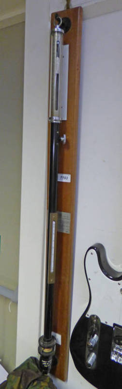 STICK BAROMETER WITH BLACK METAL BODY,