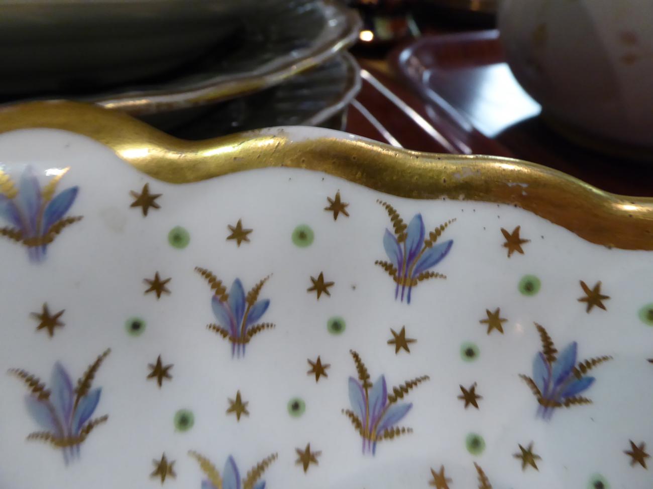 A Derby porcelain part dessert service, circa 1800, painted with flower sprigs within gilt line - Image 3 of 5