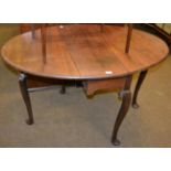 An early 19th century mahogany drop leaf gateleg table