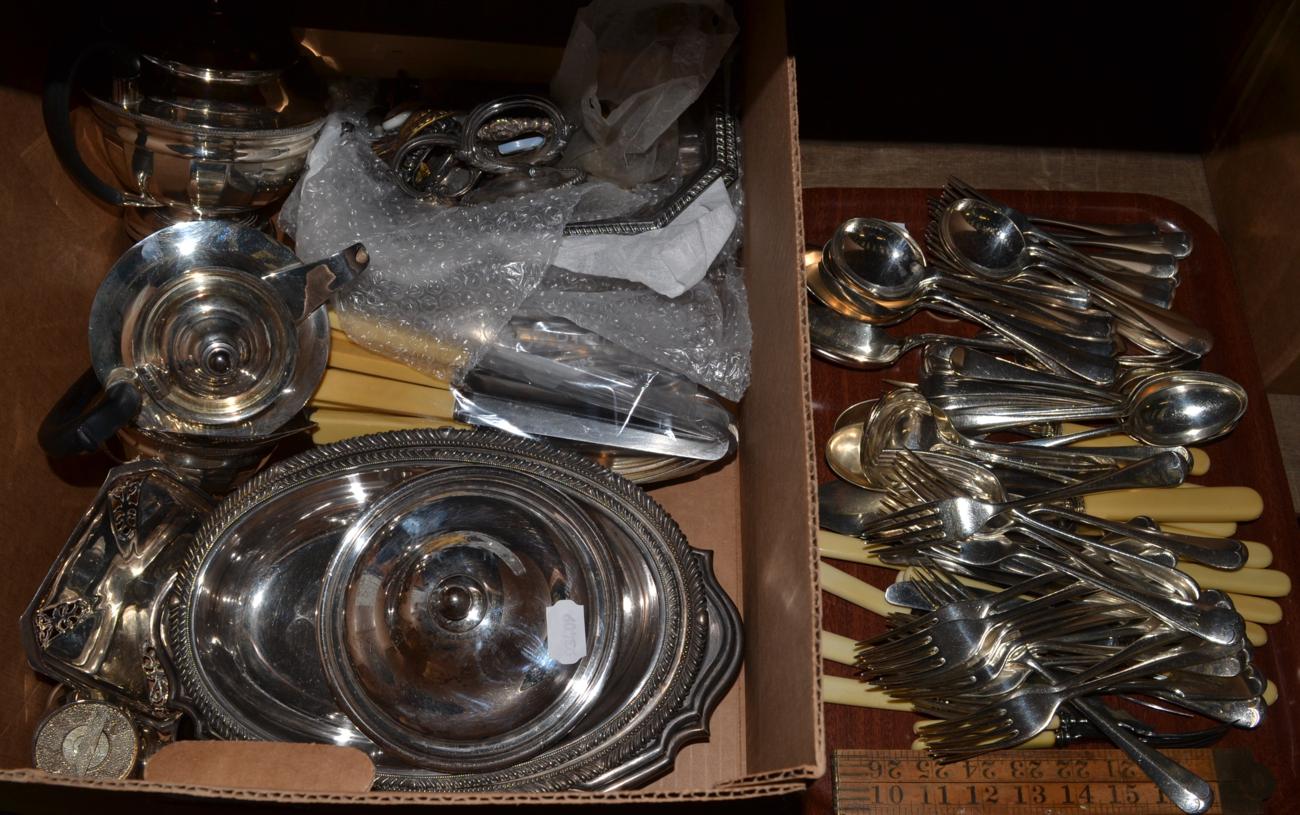 A large quantity of silver plate including flatware and hollow ware - Image 3 of 3