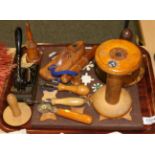 Assorted mainly treen sewing accessories including a bodkin holder, darning tool, bobbin, cutting