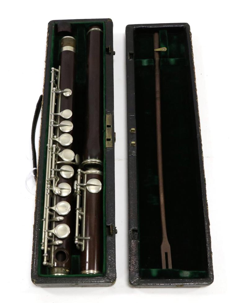 Flute By Rudall Carte & Co. (23 Berners St, Oxford St London) no.3601, appears to play at concert