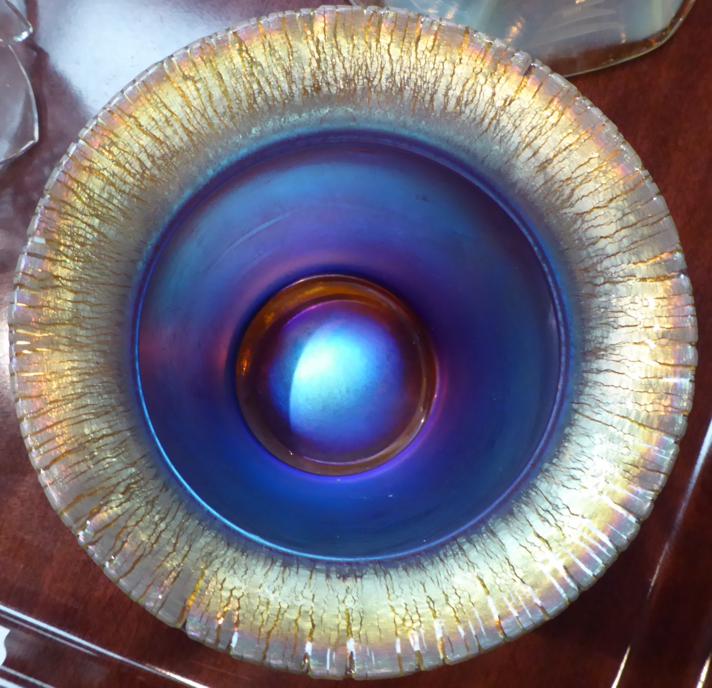 A pair of vaseline glass shades; three other; and an iridescent glass vase - Image 2 of 10