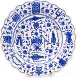 A Worcester Porcelain Dessert Plate, circa 1775, painted in underglaze blue with the Hundred