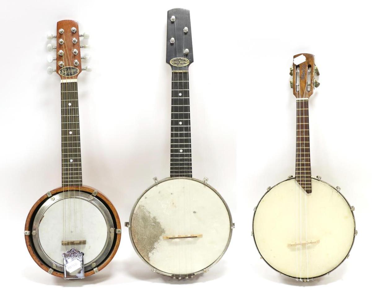 Banjolele 8'' head, 4 strings with plaque 'Down South J.T.C.-L British Manufacture' metal