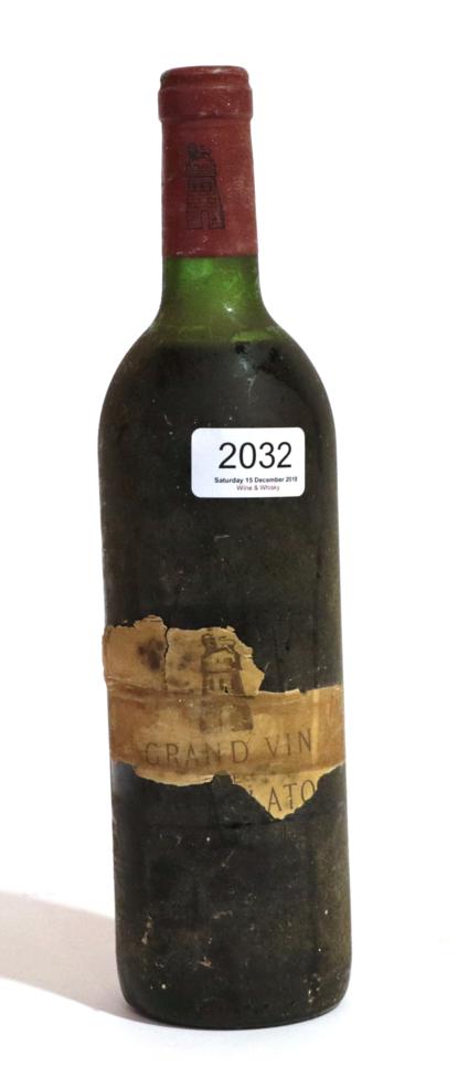 Chateau Latour 1982 Pauillac vts/ts 1 bottle 100/100 Robert Parker February 2016. Very poor label.