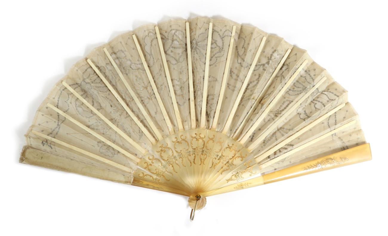 An Early 19th Century Pale Horn Brisé Fan, slightly gilded, the sticks with pointed tips, and - Image 2 of 6