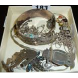 Assorted silver jewellery