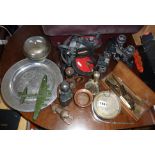WW1 binoculars, gun cleaning pads, two cameras, a USA airforce commemorative pewter plate, etc.