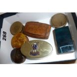 19th c. agate pill box (A/F), a similar, stamp box, two snuff boxes and three various boxes