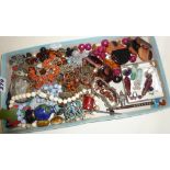 Assorted jewellery inc. two pairs of rock crystal earrings, agate designer necklace (A/F), pair of