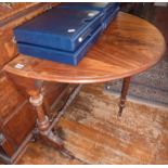 Victorian walnut oval Sutherland table