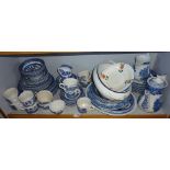 Large quantity of willow pattern dinner and teaware