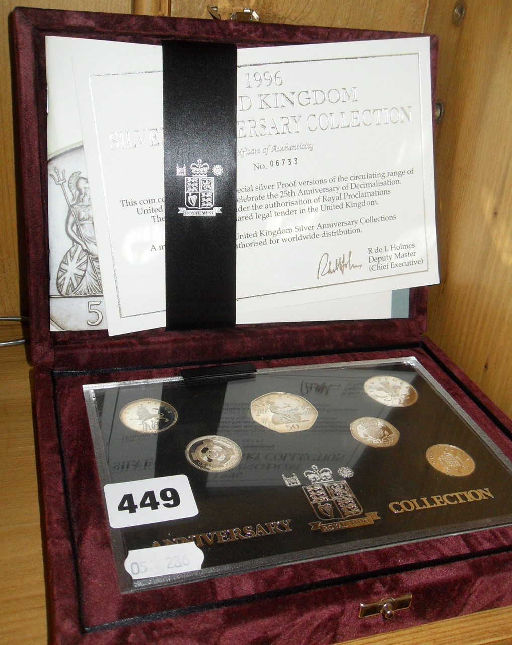 1996 Royal Mint UK Silver Anniversary coin collection in velvet case