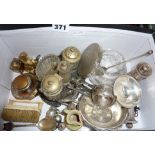 Assorted silver plated small items and other metalware