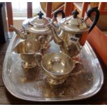 Silver plated tea set (4 pieces), plated tray