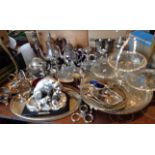 Large quantity of modern silver plated items